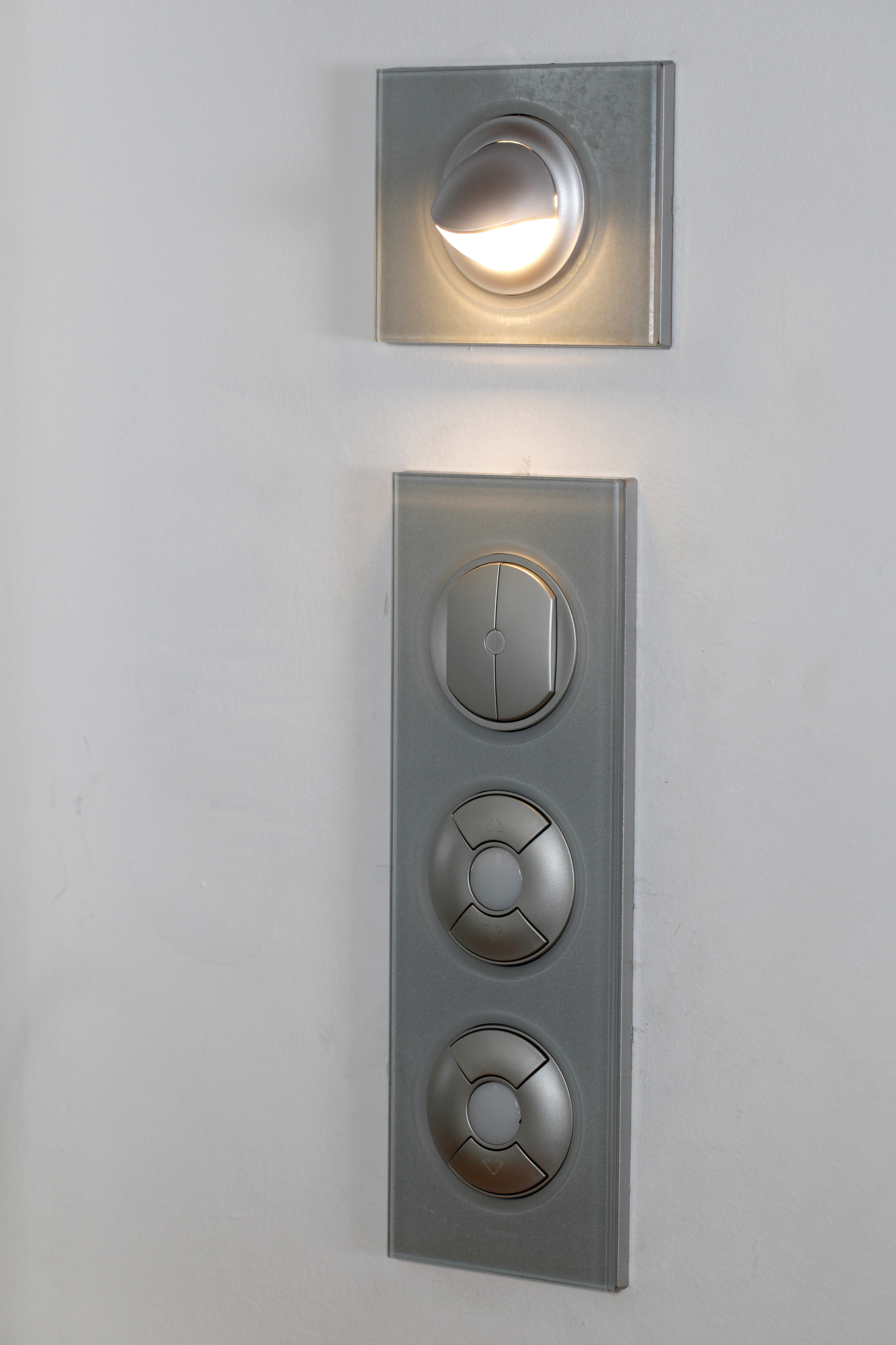 CELIANE - LAMPKA LED PRZEKRĘCANA O 360º, Legrand