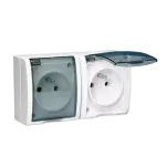 SIMON AQUARIUS WMQW-33210x-1011 Gniazdo wtyczkowe podwójne z uziemieniem bryzgoszczelne IP54, klapka transparentna Σ16A, 250V~, zaciski śrubowe; biały
