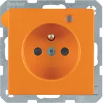 Q.1/Q.3 Gniazdo z uz. z diodą kontrolną LED, z podwyż. ochr. st., pomarańcz aks
