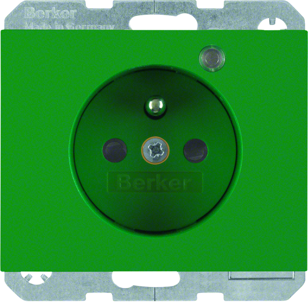 K.1 Gniazdo z uz. i LED kontrolną z podwyż. ochr. st., zielony