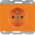 K.1 Gniazdo z uz. i LED kontrolną z podwyż. ochr. st., pomarańczowy