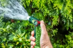 Zraszacz pistoletowy regulowany z płynna regulacją strumienia 15G709