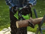 40 V pilarka łańcuchowa 41 cm Greenworks GD40CS18K2X zestaw ładowarka + 2 aku 2 Ah