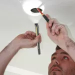 Akumulatorowa latarka długopisowa LED 200 lm WORK PEN 200 R 03.5127