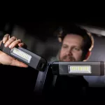Akumulatorowa lampa robocza z dwoma głowicami 2500 lm DUO CONNECT 03.6111C