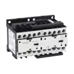 11BGR0901D060 Styczniki w układzie nawrotnym, zewnętrzna blokada mechaniczna i zestaw przyłączeniowy, 9A AC3 cewka DC, 4kW. Napięcie cewki 60VDC