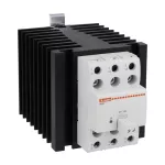 HS2C6HV060D024 Przekaźnik półprzewodnikowy, z radiatorem, 3 fazowy (kontrola 2 faz), 60A, 4...32VDC, zaciski śrubowe