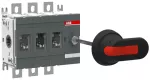 OT250E30P Rozłącznik izolacyjny 250A, 3P, napęd z przodu, z wałkiem i czarną rączką IP65, montaż na płycie montażowej, zestaw ś