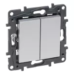 Niloe Step - łącznik świecznikowy 10 AX- kolor aluminium, Legrand