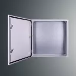 Obudowa n/t z płytą montaż PSH 505025 PROFIT 500x500x250; IP65; IK10; RAL7035, zamek herm.-D5