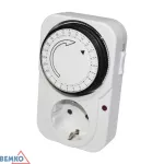 PROGRAMATOR MECHANICZNY 24H SCHUKO