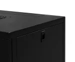Szafa wisząca lekka niedzielona 19'' 6U, drzwi blacha/szkło, ściągane osłony boczne, 550×450×320 szer./gł./wys. mm; RAL: 9004