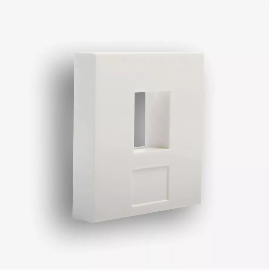 Adapter 45x45 1xRJ45,12 biały