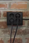 SIMON AQUACLICK WA-CGZ4xxx-xx-11Ax Gniazdo wtyczkowe natynkowe, 4-krotne z uziemieniem, klapka transparentna, IP44, Σ16A 250V~, zaciski śrubowe; biały