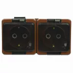 NT-7S/L Gniazdo wtyczkowe podwójne-SMART- 2x 2P+Z Schuko bryzgoodporne z klapką dymną; brązowy