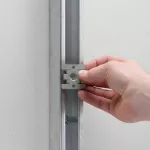 Nakrętka kanałowa strut ze stali spreżynowej nVent CADDY, M8 Pręta