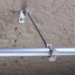 Zatrzaskowy zacisk rury/rury osłonowej, S301, 7 mm Otworu, Gładki