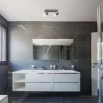 5022 Lampa łazienkowa Harold LED/10W IP44 (800lm,4000K) chrom/czarny/opal 230V, 50Hz