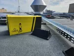 Podpora uniwersalna nVent CADDY Pyramid, 140 mm x 102 mm