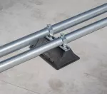 Podpora z profilem strut nVent CADDY Pyramid ST, 254 mm x 163 mm