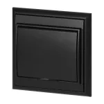 Gniazdo pojedyncze p/t 2P+Z, bryzgoszczelne z klapką Luna, 16A, 250V, PT-16LH, czarny
