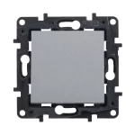 Niloe Step - przycisk pojedynczy 6 A- kolor aluminium, Legrand