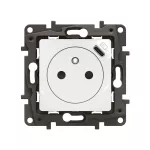 NOWE NILOE - GNIAZDO PŁASKIE 2P+Z Z USB C 16 A - 250 V~ BIAŁE