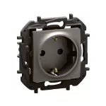 NOWE NILOE - GNIAZDO SCHUKO 2P+Z Z PRZESŁONĄ ZACISKI ŚRUBOWE 16A - 250V~ STALOWE