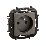 NOWE NILOE - GNIAZDO 2P+Z Z PRZESŁONĄ, ZACISKI AUTOMATYCZNE 16A - 250V~ STALOWE