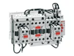 BFA00970400 Rozrusznik gwiazda-trójkąt (7,5kW), złożony, bez obudowy, czas rozruchu do 12 sekund i maksymalnie 30 rozruchów na godzinę, maks. prąd roboczy 16A. Napięcie cewki 400VAC 50/60Hz