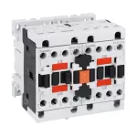 BFA00942400 Styczniki w układzie nawrotnym, zewnętrzna blokada mechaniczna i zestaw przyłączeniowy, 9A AC3 cewka AC, 4.2kW. Napięcie cewki 400VAC 50/60Hz