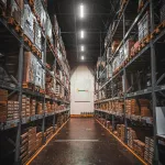 HALLS LINE 3 HIGH BAY 150W NW 230V 60X90ST IP66 IK10 795X130X115MM CZARNY 5 LAT GW. 1-10V