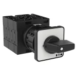 T3-4-8440/EZ Przełącznik liczby biegunów, Styki: 8, 32 A, układ Dahlandera, 2 prędkości, tabliczka: 0-1-2, 60 °, bez samopowrotu, montaż natablicowy 22,3 mm, pokrętło czarne bez możliwości blokady