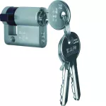 Wkładka patentowa z jednakowymi zamkami