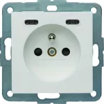 B.x Gniazdo z uziemieniem z ładowarką USB C+C 20W PD, biały połysk