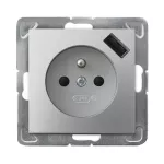 IMPRESJA Gniazdo pojedyncze z uziemieniem z przesłonami torów prądowych, z ładowarką USB - kolor srebro