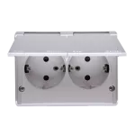Simon 54 WMEW-32211x-043 Gniazdo podwójne Schuko natynkowe bryzgoszczelne IP44 z przesłonami wersja skandynawska 16A, 250V~, zaciski śrubowe; srebrny mat