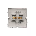 Simon Basic WMUG-010002-J011 Gniazdo głośnikowe pojedyncze -1 kolumna głośnikowa (moduł). Przekrój przew. dla wyjścia 6 mm2. Mocowanie na wkręty do puszki; stal inox