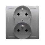 Simon Basic WMBW-102101-4011 Gniazdo wtyczkowe z uziemieniem podwójne, z funkcją niezmienności faz, 16A, 250V~, zaciski śrubowe. Kompletne - nie do ramek; srebrny mat