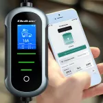 Qoltec Mobilna ładowarka do samochodu elektrycznego EV i hybryd z regulacją 2w1 Typ2 | 11kW | 400V | CEE 16A | Wi-fi | TUYA | SMART LIFE | LCD | Przenośna | Wallbox | 5m