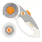 FISKARS NÓŻ KRĄŻKOWY PODWÓJNE OSTRZE TYTANOWE, 45 MM/60 MM, RĄCZKA SOFTGRIP™