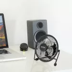 VOLTENO WENTYLATOR BIURKOWY USB 2,5W CZARNY