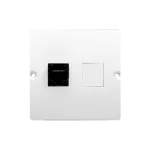 Simon Basic WMUK-0510F2-1011 Gniazdo komputerowe RJ45 pojedyncze, kategoria 5e (moduł). Montaż gniazda na wkręty do puszki; biały
