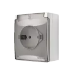 Simon Aquaclick WA-CGSZ1CZ-xx-11Ax Gniazdo wtyczkowe natynkowe, Schuko, pojedyncze, klapka transparentna z przesłonami torów prądowych, IP44, Σ16A, 250V~, zaciski śrubowe; biały