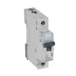 WYŁĄCZNIK NADPRĄDOWY S 311 1P C 3A 10000A SERII TX3