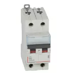 WYŁĄCZNIK NADPRĄDOWY S 302 2P B 6A 6000A SERII DX3
