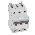 WYŁĄCZNIK NADPRĄDOWY S 303 3P D 16A 6000A SERII DX3