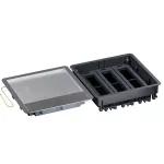 Puszka do podłóg technicznych, o pojemności 24 modułów (22,5x45 mm) montowanych poziomo, z pokrywą standardową z metalu, obciąż. 4 kN