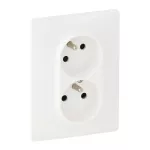 VALENA LIFE GNIAZDO 2 P+Z TYPU MONOBLOK Z PRZESŁONĄ BIAŁE 16 A – 250 V~