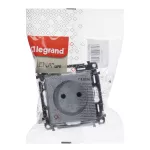 VALENA LIFE GNIAZDO 2 P Z PRZESŁONĄ ALUMINIUM 16 A – 250 V~
